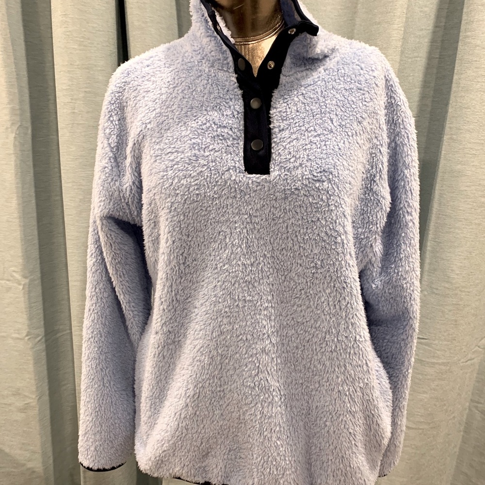 Crown and Ivy Fleece Pullover
